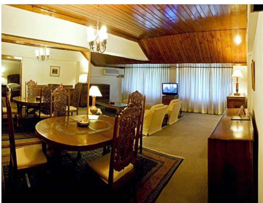 Hotel Broadway Srīnagar المظهر الخارجي الصورة